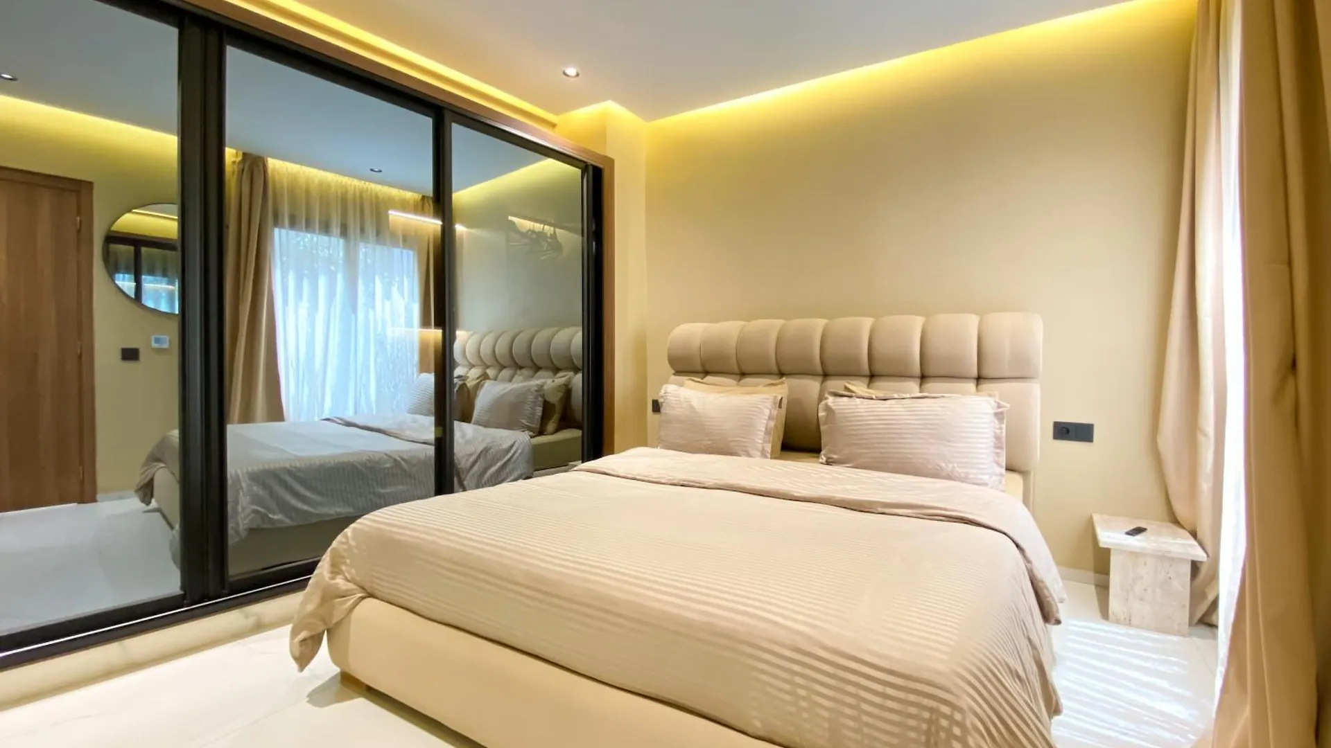 Triplex De Luxe Piscine Privee Chauffee 3 Chambres Marrakesh Marokko