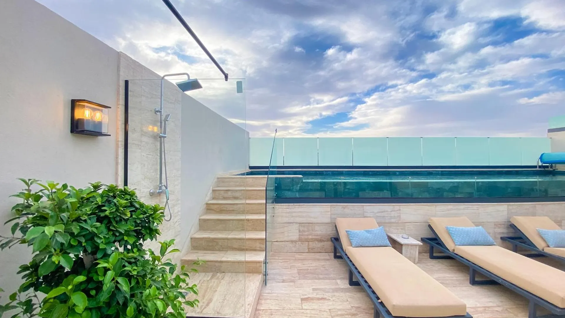 Triplex De Luxe Piscine Privee Chauffee 3 Chambres Marrakesh Villa